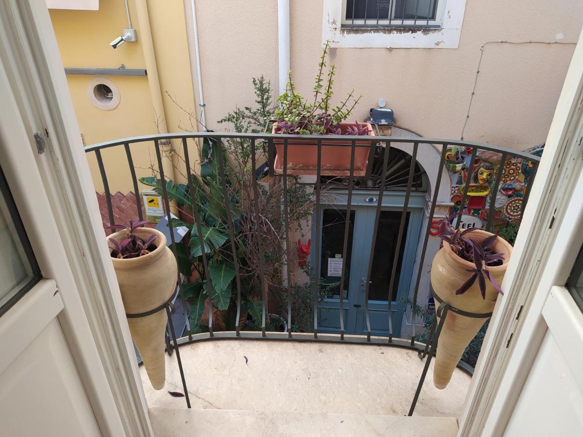 Casa Bianca - Luxury With Balcony In The City Centre Taormina Exterior photo